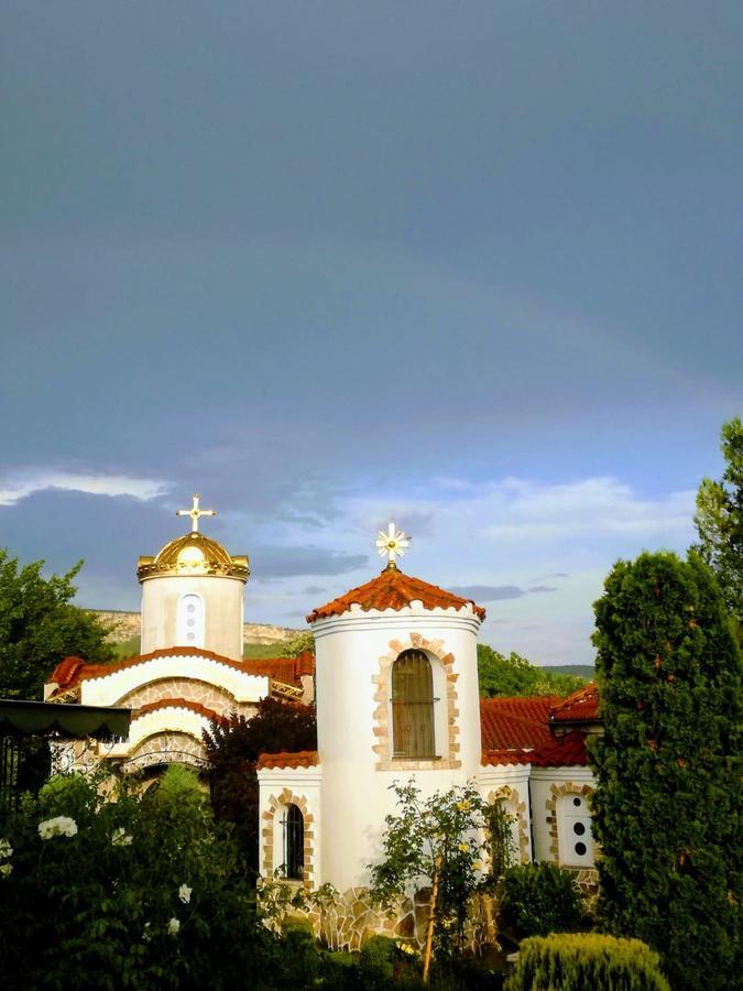 Villa St. Michael Madara Exterior photo